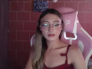 Chaturbate Live Porn of andrea_camila
