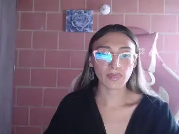 Chaturbate Adult Video Chat of andrea_camila