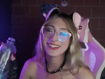 Chaturbate Adult Webcams of andrea_camila