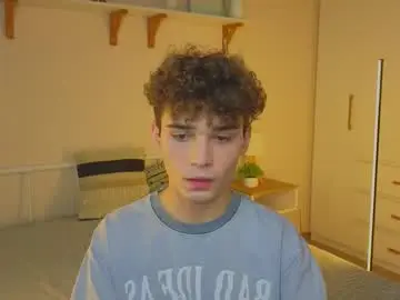 Chaturbate Best live sex cam show of boicute