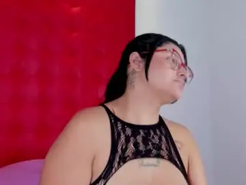 Chaturbate Live Sex Cam of miabloom__