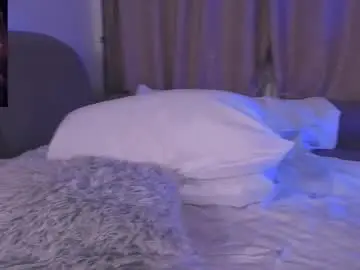 Chaturbate Live Sex Cam of kitten_mr