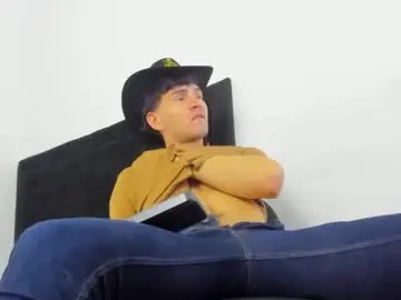 Chaturbate Live Sex of marcusfire_2