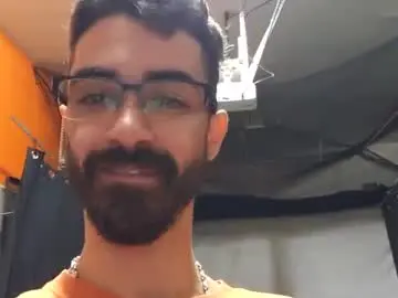 Chaturbate Nude Webcam of benny_boy95