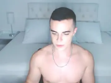 Chaturbate Live Sex Cam of christiandiorx