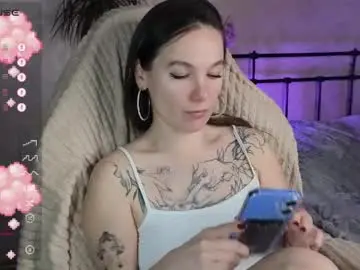 Chaturbate Adult Video Chat of lil_luna_x