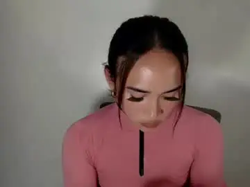Chaturbate Live Sex Cam of lily_darling