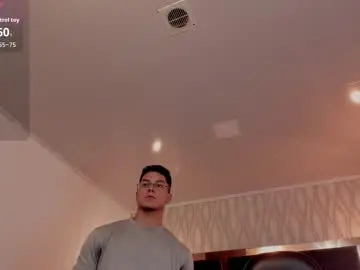 Chaturbate Watch Live Sex Cams of noah_clarkk