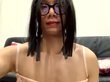 Chaturbate Live Sex Cam of crossdresseranna