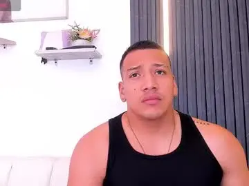 Chaturbate Watch Live Sex Cams of tom_muscle1