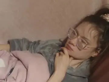 Chaturbate Sex Cam of candylady13