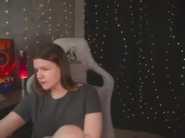 Chaturbate Live Sex Cam of amberlyyy