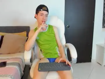 Chaturbate Sex Cam of thiago_james69