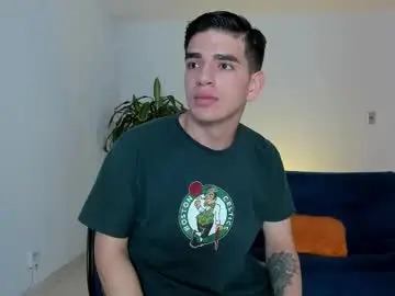 Chaturbate Free Live Porn of ares_johnsonn