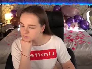 Chaturbate Watch Live Sex Cams of foxyshyyy