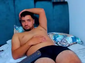 Chaturbate Live Sex Cam of mathews_colton1