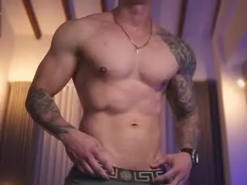 Chaturbate Live Sex Cam of thomas_falcon1