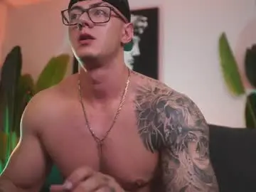 Chaturbate Live Porn of thomas_falcon1