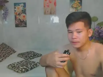 Chaturbate Free Live Porn of ur_bigcockeziekiel