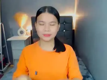 Chaturbate Live Sex Cam of adorable_freya