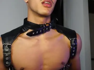 Chaturbate Live Sex Cam of busterspinter