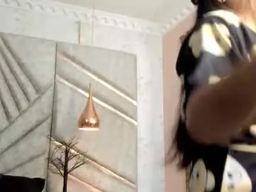 Chaturbate Live Sex Cam of clohebell