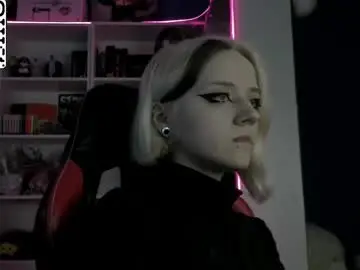 Chaturbate Live Sex Cam of holy_mistresss