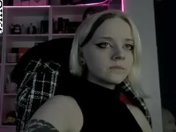 Chaturbate Nude Webcam of holy_mistresss