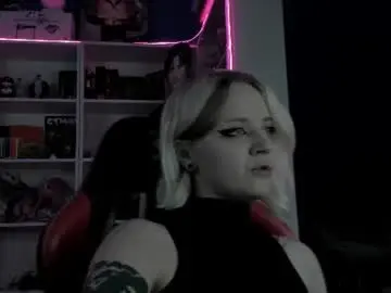 Chaturbate Live Porn of holy_mistresss