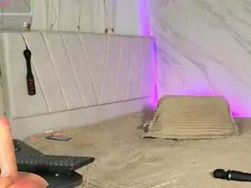 Chaturbate Best live sex cam show of mia_elan__