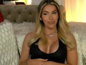 Chaturbate Sex Chat of chloevelvetx