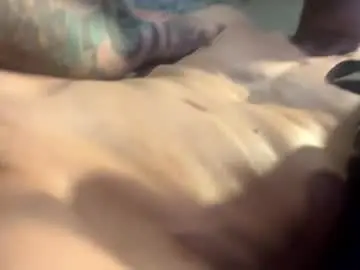 Chaturbate Free Live Porn of howbowdadareboy33