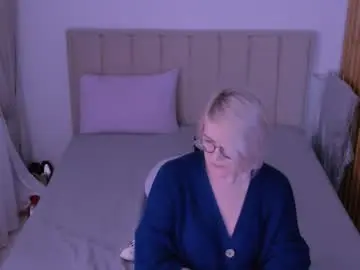 Chaturbate Adult Video Chat of sabrinamacmarren