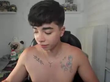 Chaturbate Live Sex Cam of santy7u7