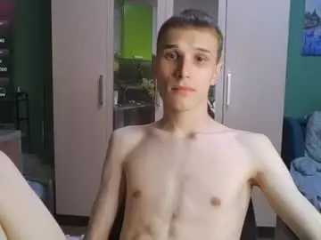 Chaturbate Live Sex Cam of your_honeyy