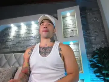 Chaturbate Nude Webcam of mathew_colt