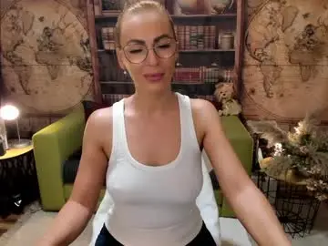 Chaturbate Live Sex Cam of solar_criss