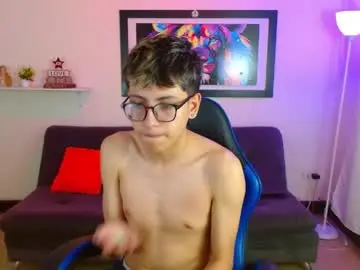 Chaturbate Free Porn Cam of alexcum_18