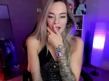Chaturbate Watch Live Sex Cams of isabella_lure