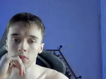 Chaturbate Live Sex Cam of mason_warhol
