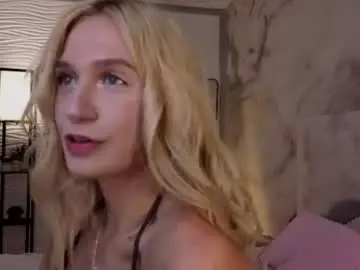 Chaturbate Live Porn of serenastile