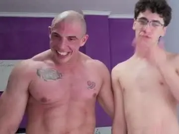 Chaturbate Live Porn of twinkanddaddy_69