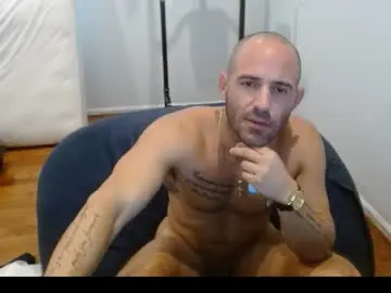 Chaturbate Live Sex Cam of nakedpreacher89
