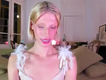 Chaturbate Live Sex Cam of sn0wcat