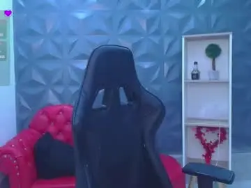 Chaturbate Adult Webcams of cristal_war