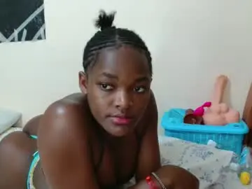 Chaturbate Live Sex Cam of jannie_e