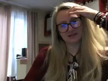 Chaturbate Free Live Porn of melly_rosey