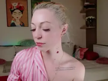 Chaturbate Live Sex Cam of new_kessie