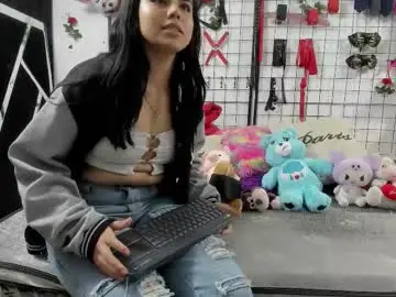 Chaturbate Watch Live Sex Cams of playful_giirls