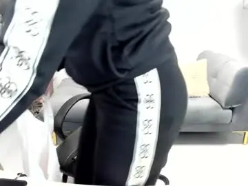 Chaturbate Live Sex Cam of sassytiff